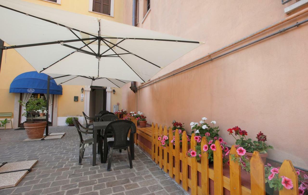 Il Cavallino Fossombrone Ngoại thất bức ảnh
