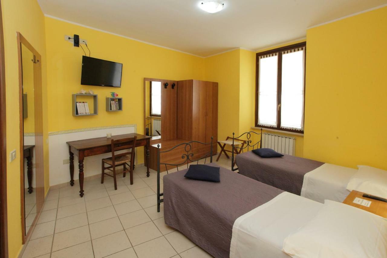 Il Cavallino Fossombrone Ngoại thất bức ảnh
